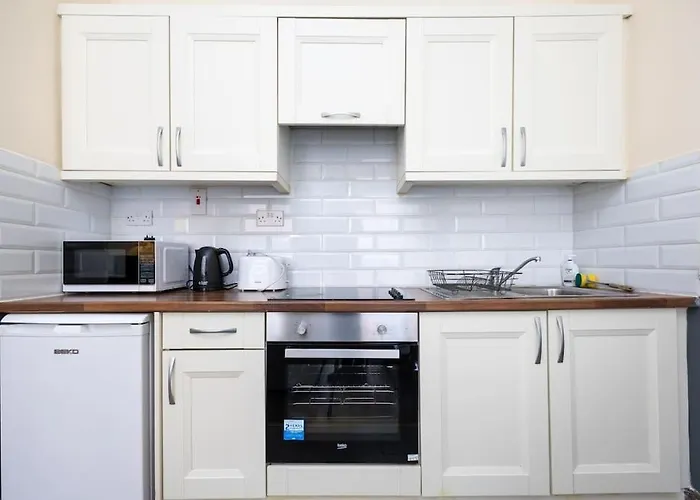 Homely 1 Bedroom In Smithfield,